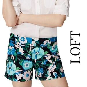 LOFT Blue/Green Floral Jungle Riviera Shorts in Forever Navy Sz 6 EUC
